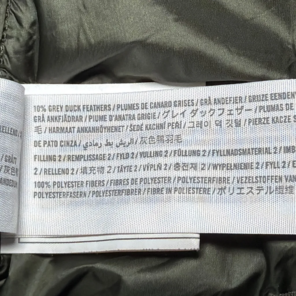 Abercrombie and Fitch Olive Green Camo Women's Puffer Down Nylon Jacket XS - Image 8