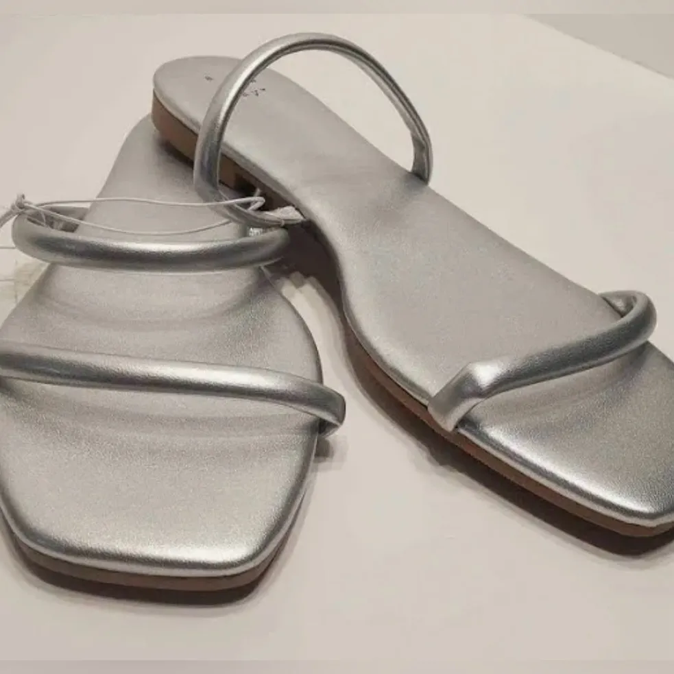 NWT - Winnie Skinny Strap Sandals - 8.5W (Wide Width). - Image 10