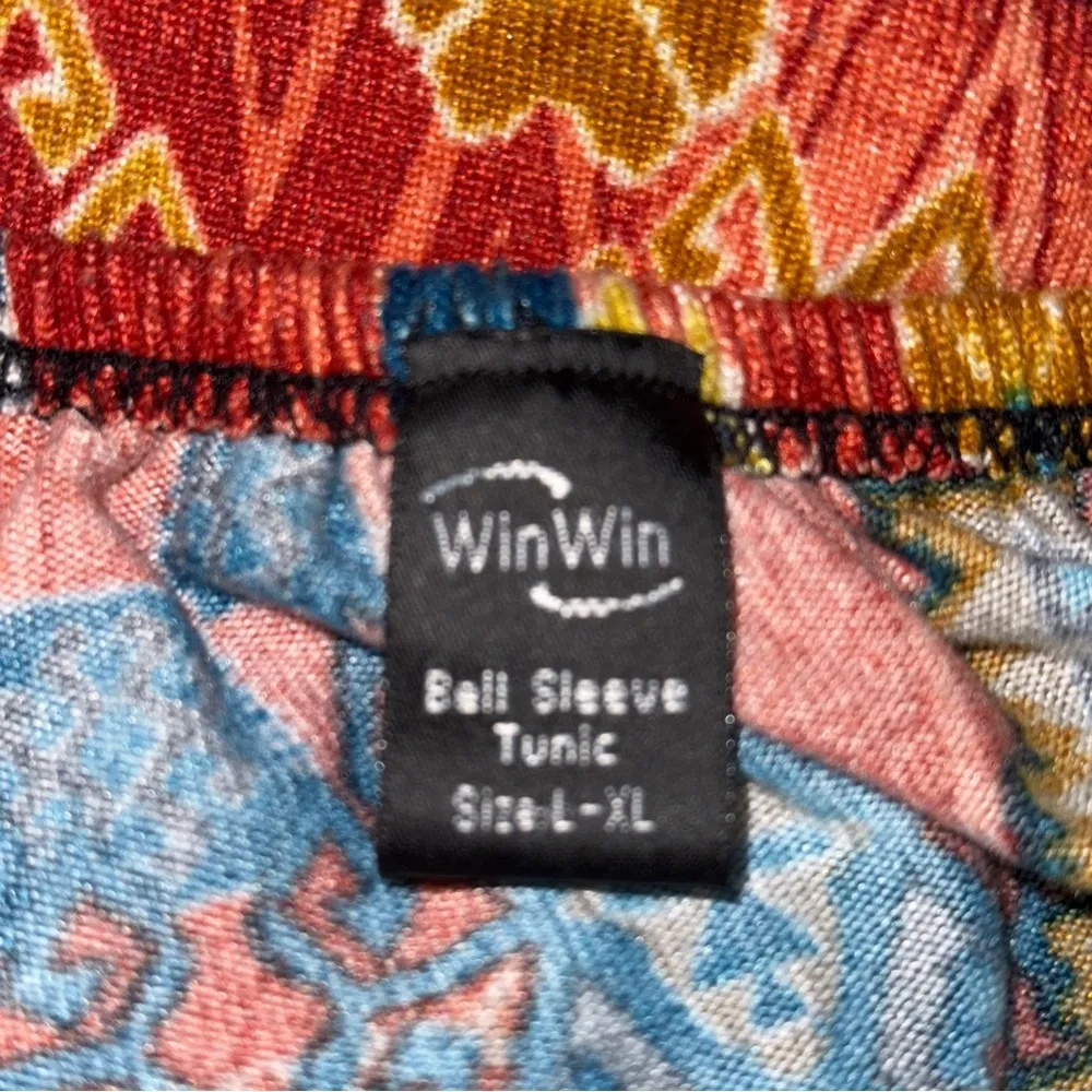 WinWin Relaxed Red and Orange Graphic Blouse - Image 3