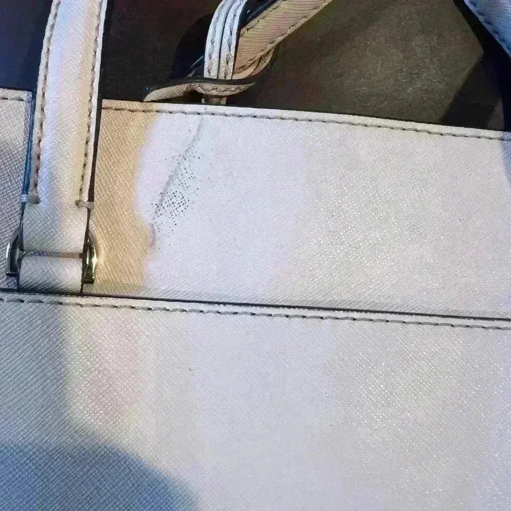 Saffiano Leather Tote Bag Pink. NWOT - Image 5