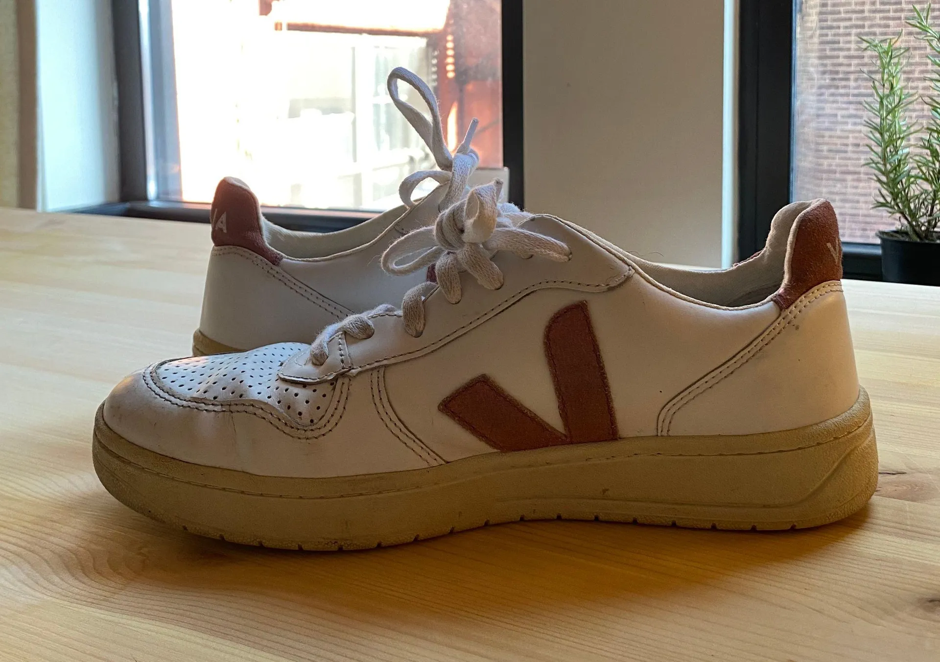 Madewell Vieja x  V-10 Sneakers - Image 3