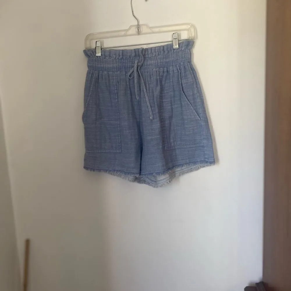 Doe & Rae blue raw hem drawstring shorts with pockets - Image 4