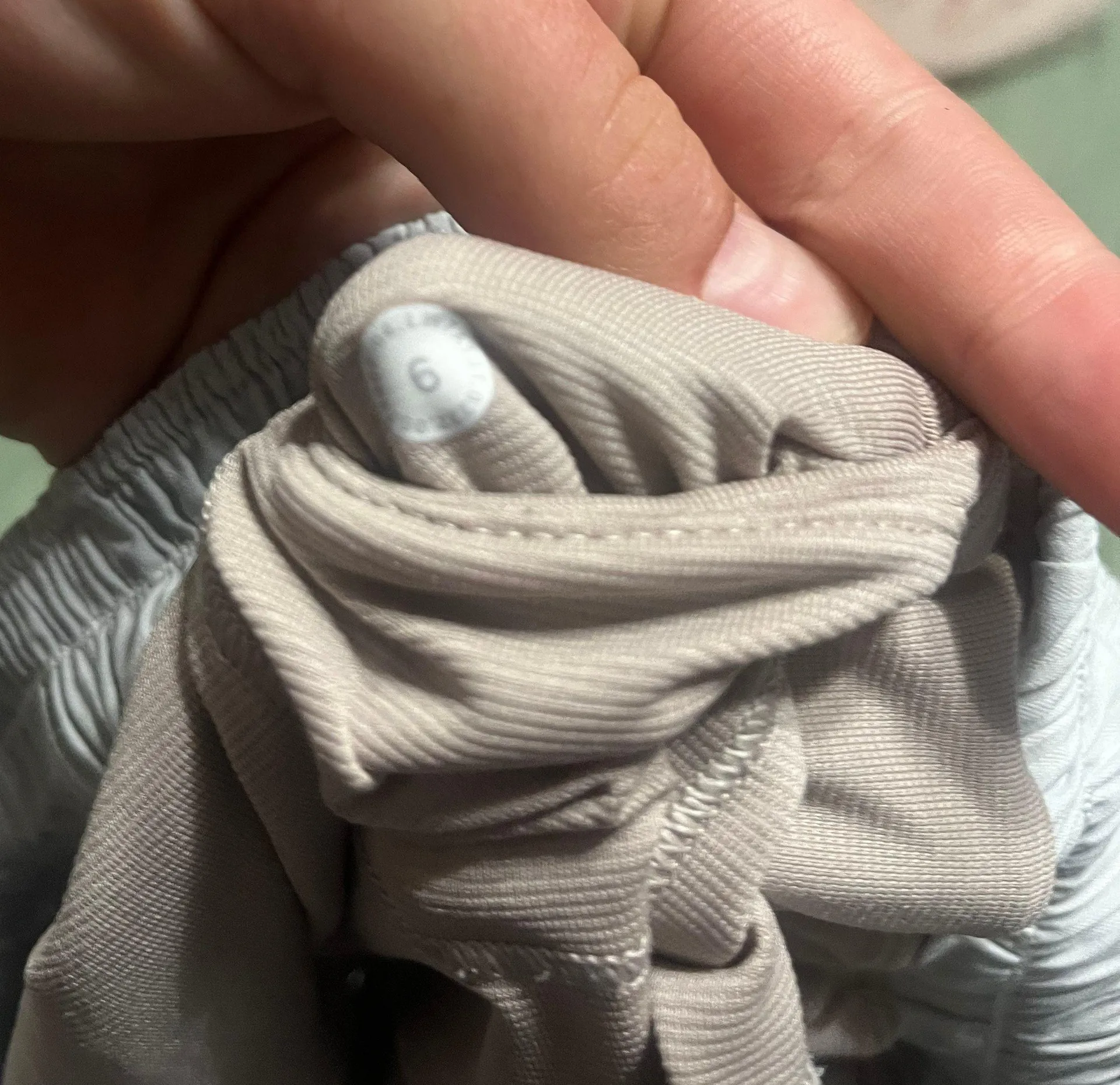 Lululemon Hotty Hot Short High-Rise 4” - Image 3