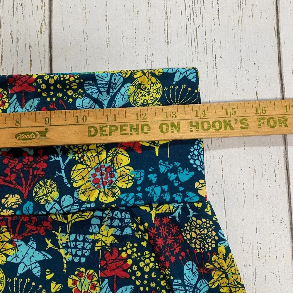 LuLaRoe Fit N Flare Skirt Medium Grafitti Floral Print Multicolor Knee Length - Image 5