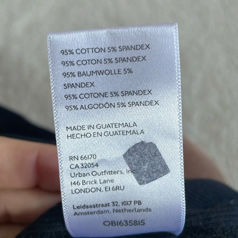 Cutest Simple Black Fitted Free People Tank Top - Image 10