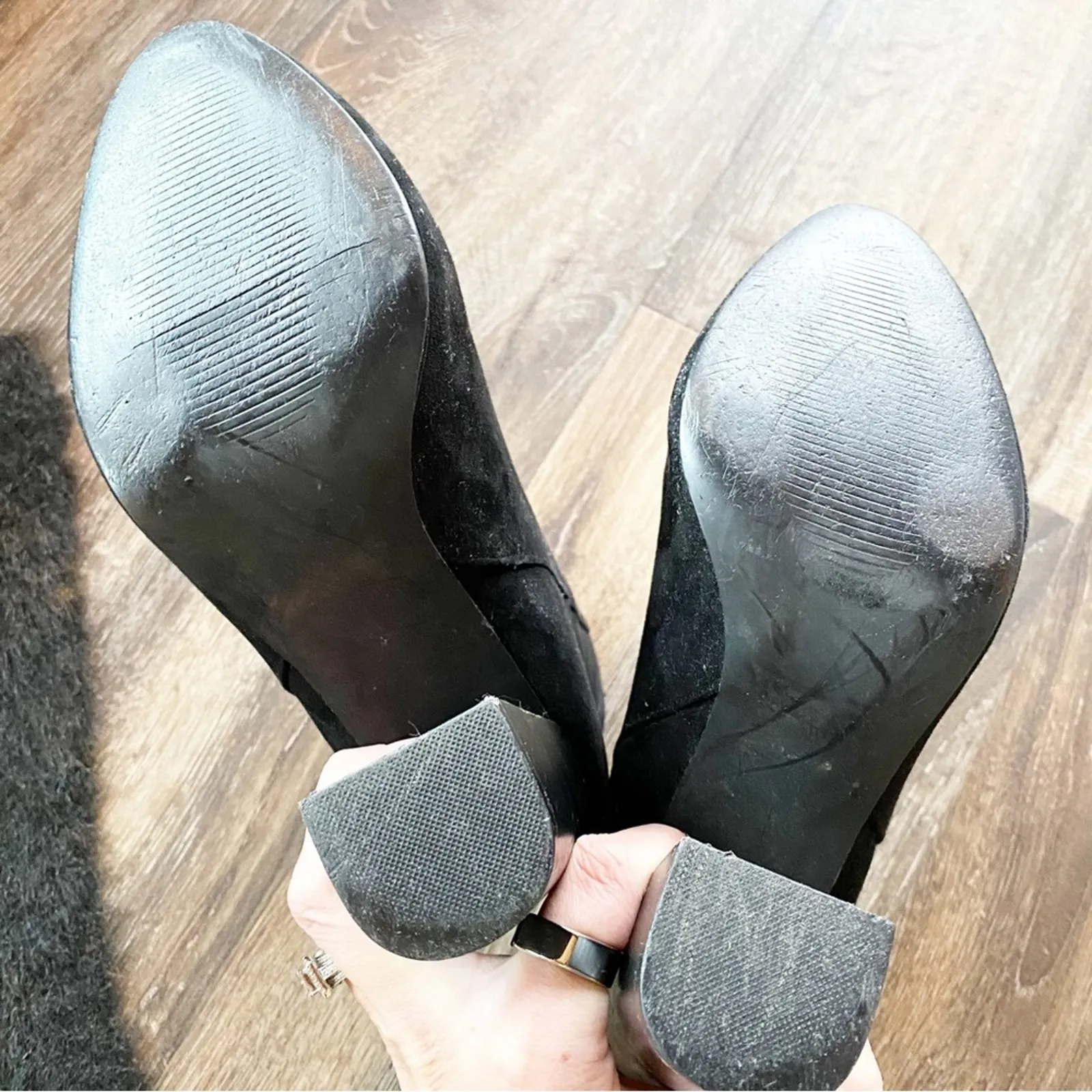 JustFab Whinetta Faux Suede Heeled Bootie Size 8 - Image 6