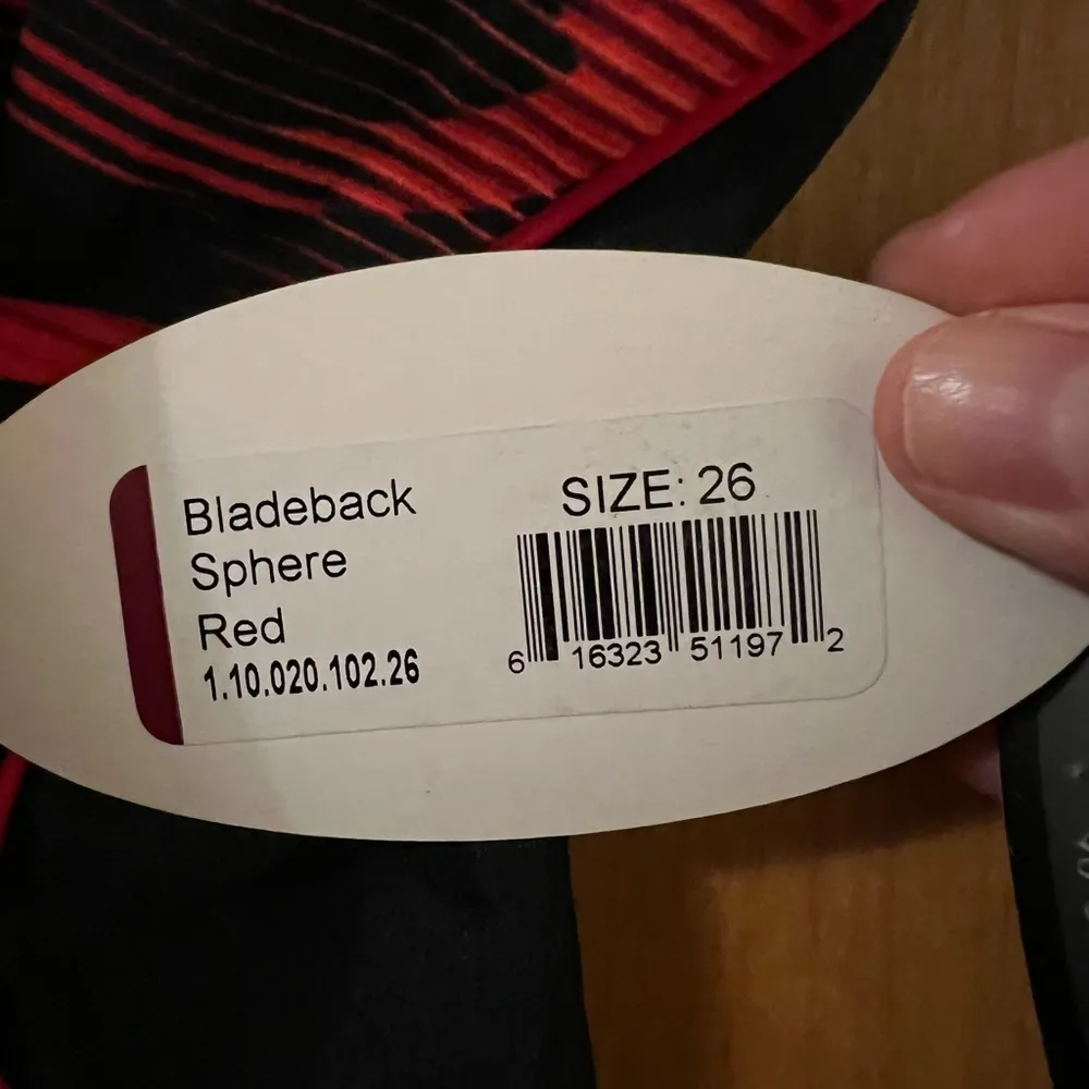 FINIS Swimsuit Red Black One Piece Swim Suit Aqua Tuff NWT Bladeback Size 26 - Image 8