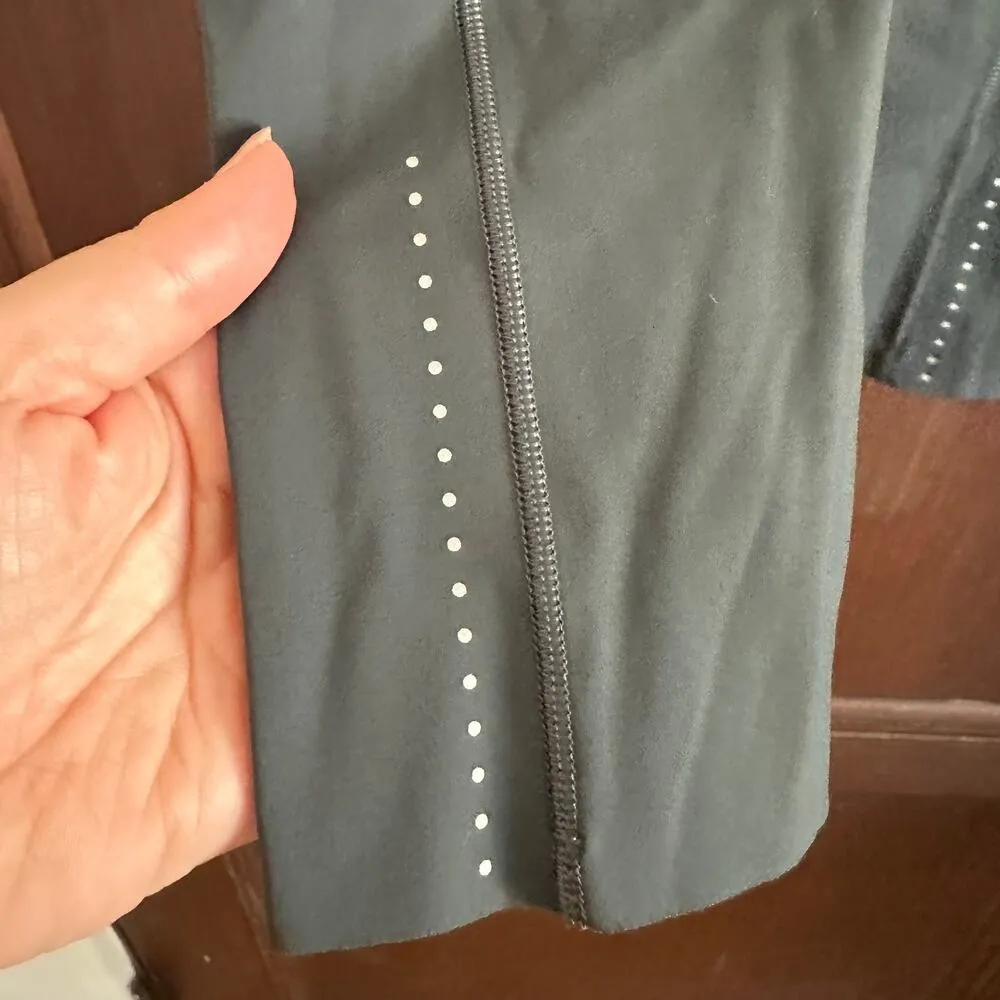 LULULEMON | Fast and Free NuLux Crop 19" With Pockets | Graphite Gray | Size 2 - Image 3