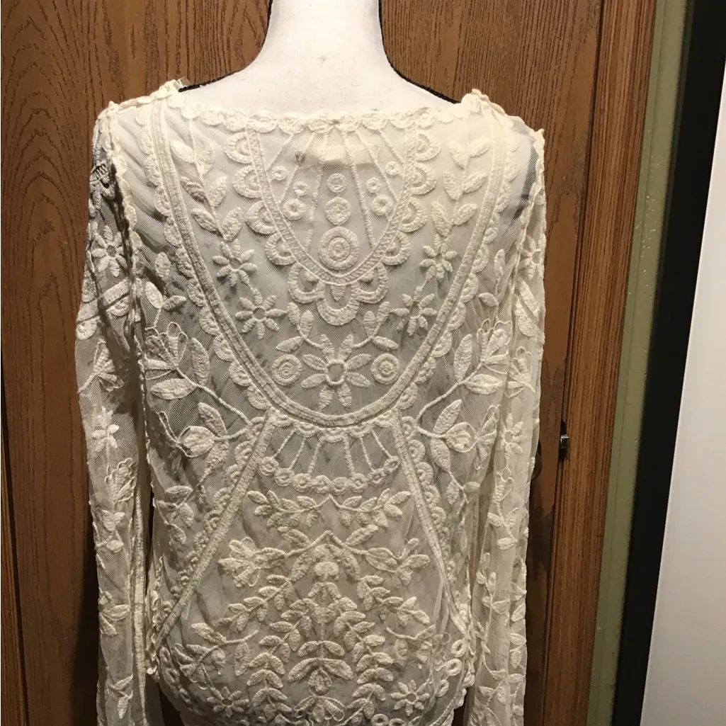 Rewind Sheer Crochet Lace Floral Embroidered Long Sleeve Blouse Scallop Trim - Image 5