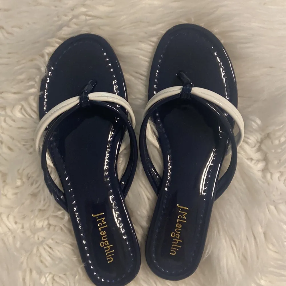 J. McLaughlin Blue and White Sandals Classic Thong Style size not available - Image 4