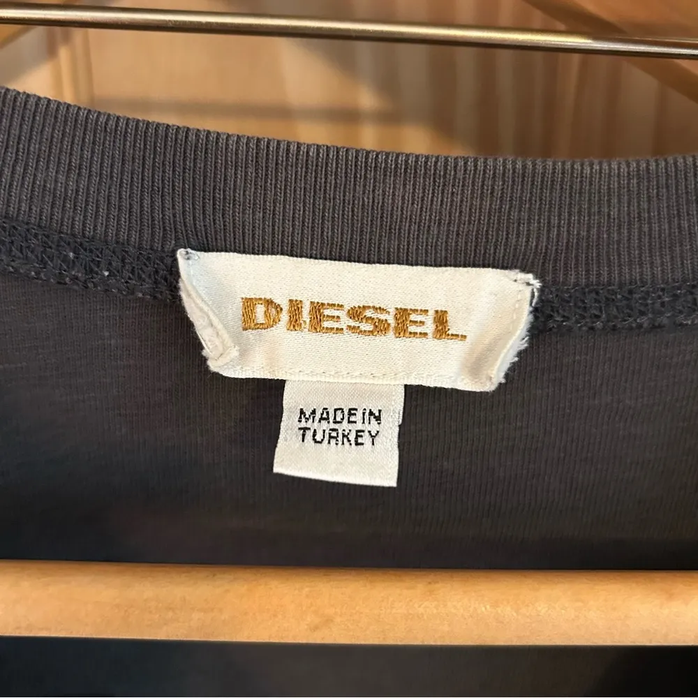 Diesel Gray Women’s V-Neck Tee. Size Medium. - Image 2