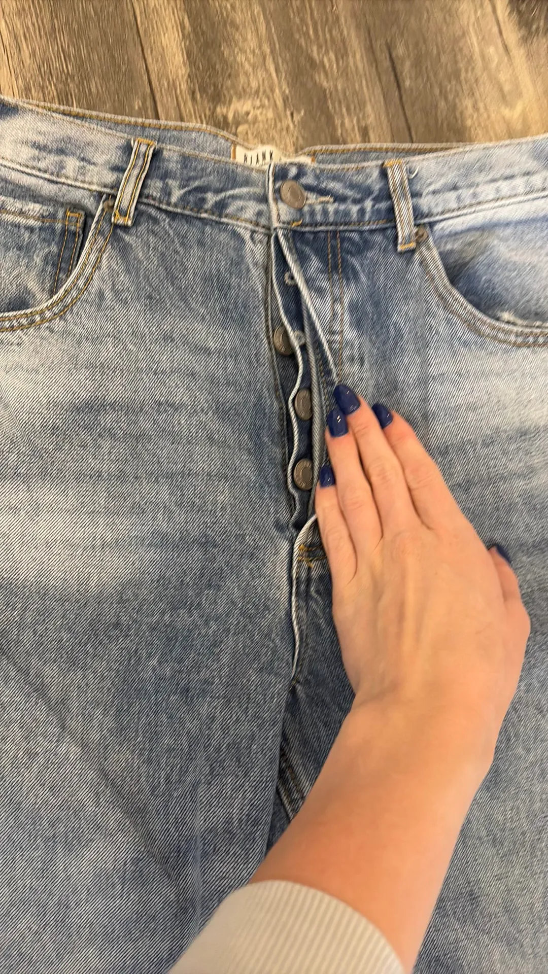 Jeans - Image 2