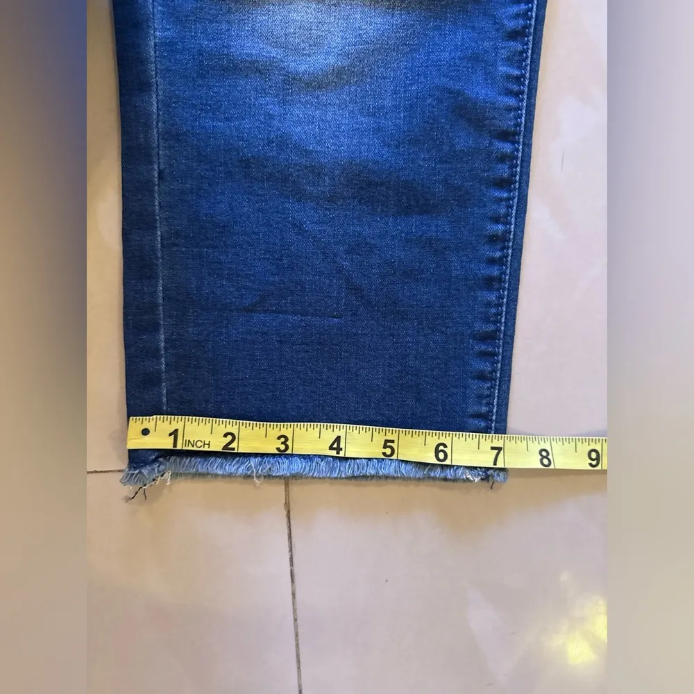 Suzanne Betro Distressed Stretch Cropped Denim Capri Jeans Womens Dark Wash 10 - Image 9