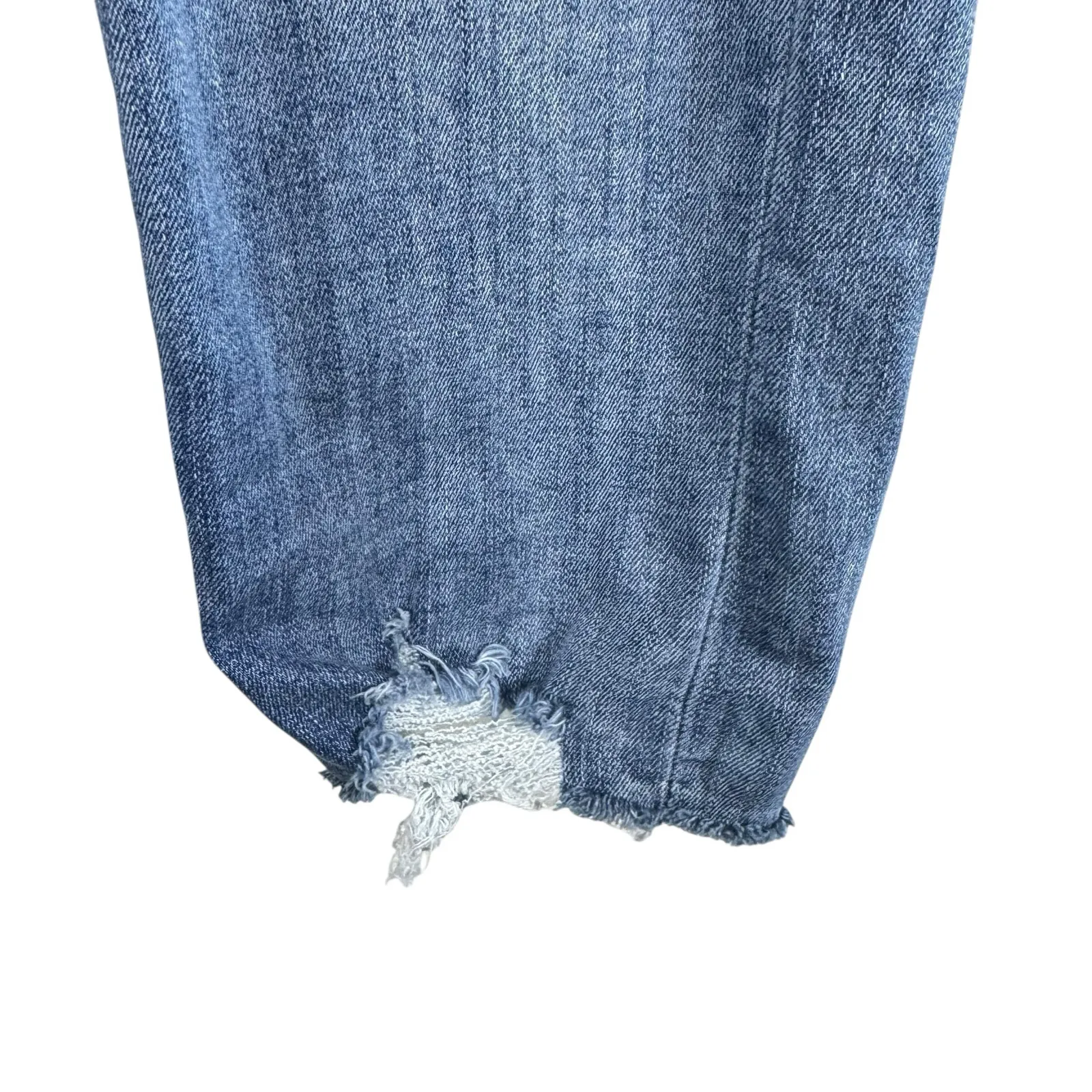 Judy Blue Cotton Blend JB82175MD Medium Wash Mid Rise Raw Hem Capri Jeans Sz 27 - Image 4