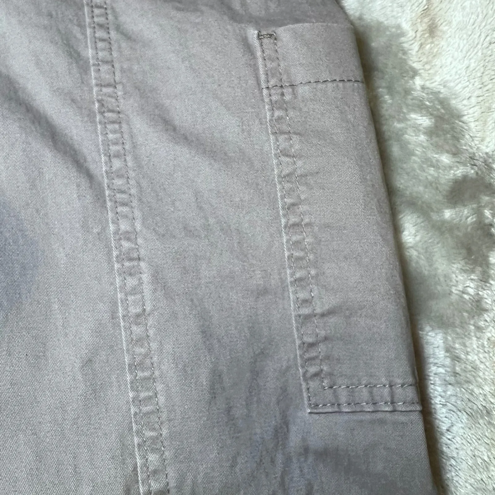 Lee Cargo Pants Womens 18 Short Gray Casual Stretch Pockets Comfy Outdoor Work - Image 12