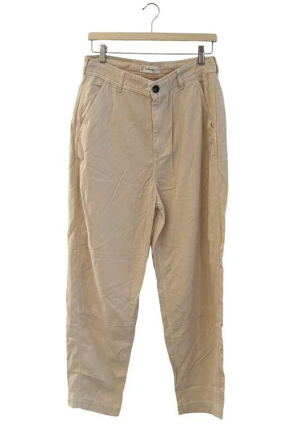 Everlane The Relaxed Chino in Buttersoft Barrel Pant in Parchment 10 - Image 6