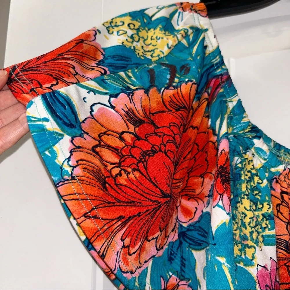 Ee: some Floral Dress Women’s Medium - Image 4