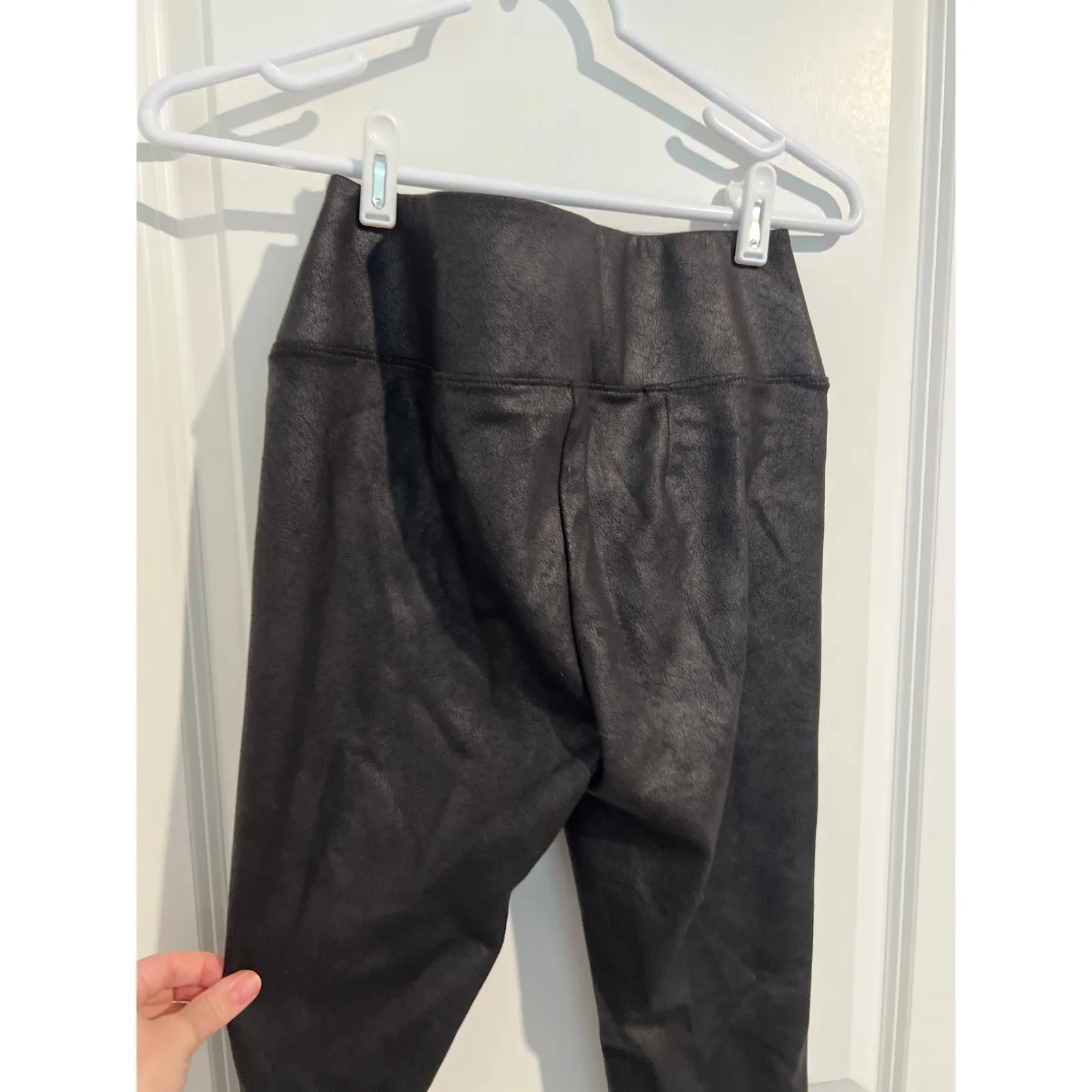 Nine West Faux Leather Leggings – Size Small – Black - Image 4