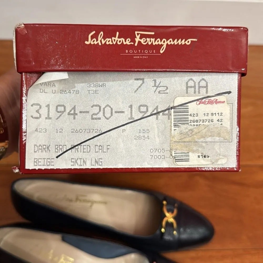 Salvatore Ferragamo Black Leather Loafers with Gold Accent size 7.5 - Image 6