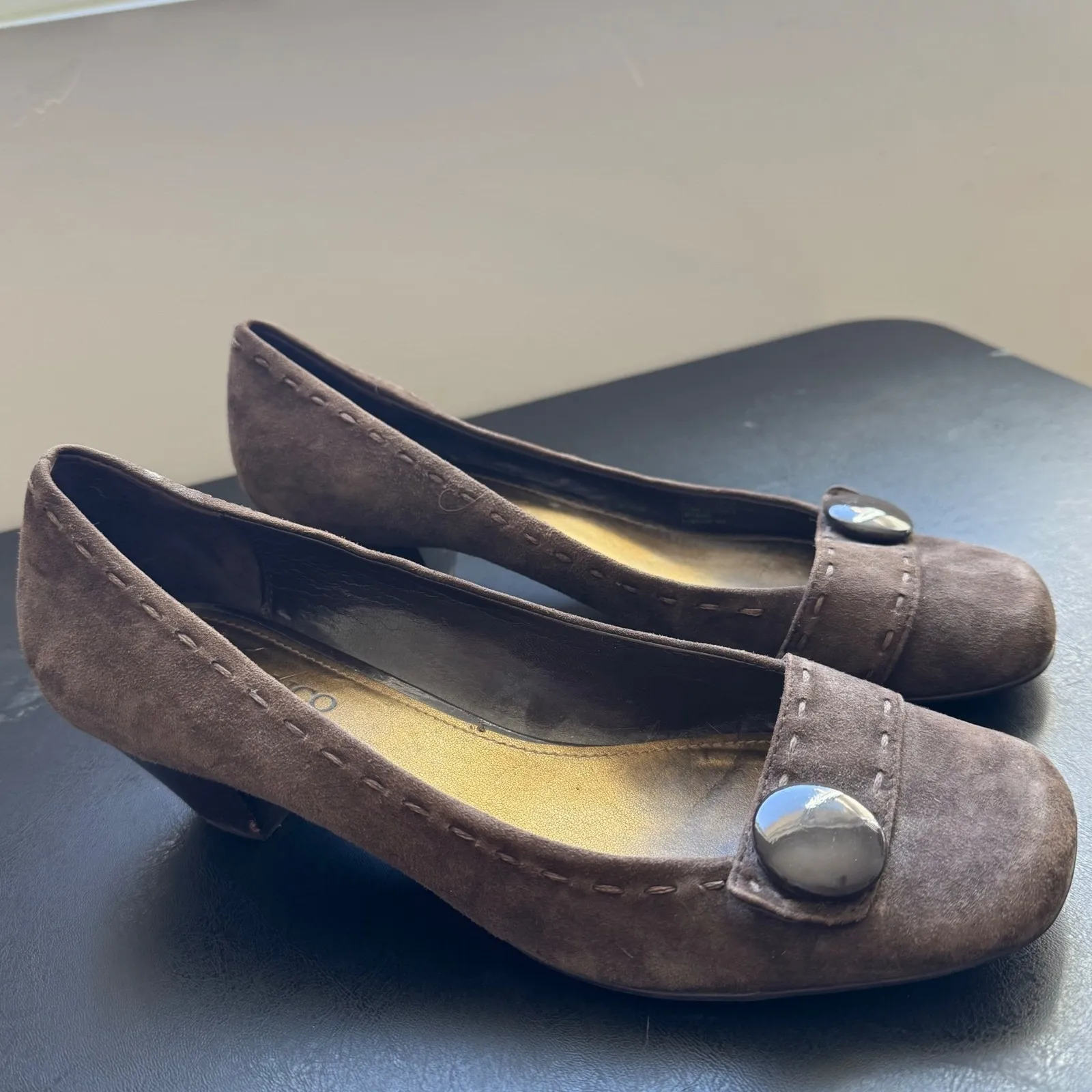 90s Vintage Franco Sarto Womens Suede Leather Slip on Button Mary Janes sz 9 Y2K Brown - Image 2