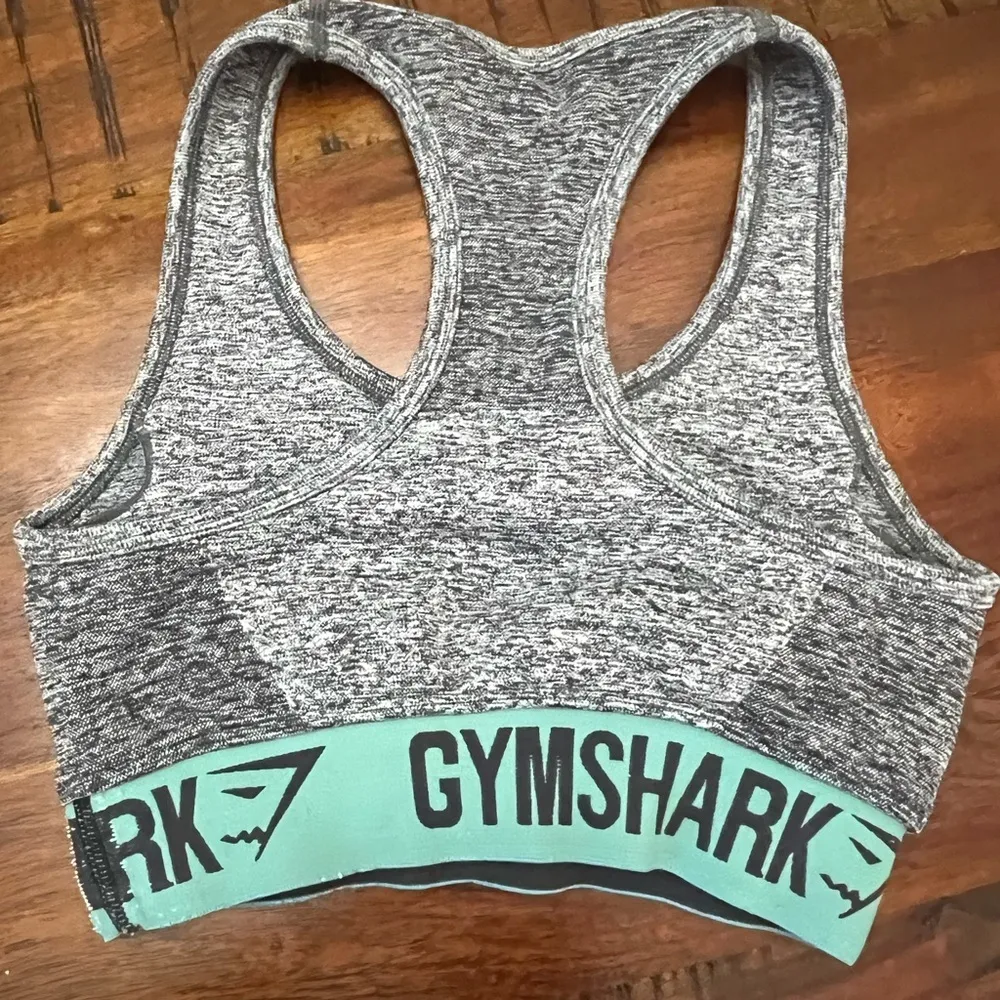 Gymshark Gray Sports Bra with Teal Band - Image 2