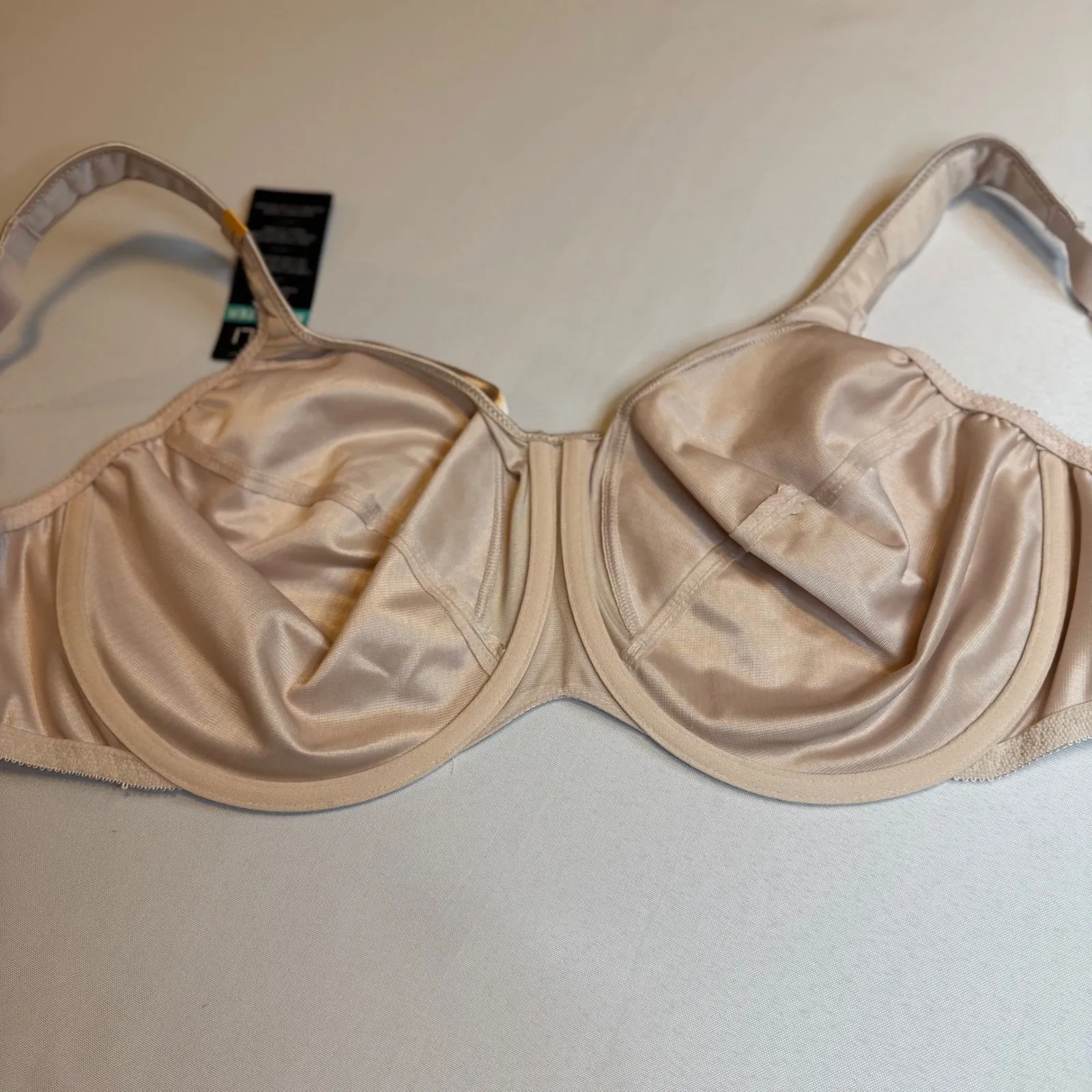 Bali NWT 42DD Beige Satin Jacquard Full Coverage Minimizer Bra Padded Straps - Image 4