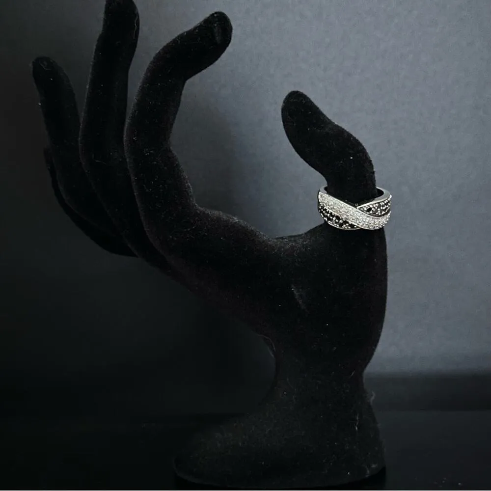 Vintage 80’s CZ And Gemstone Cross Knot Ring Silver - Image 2