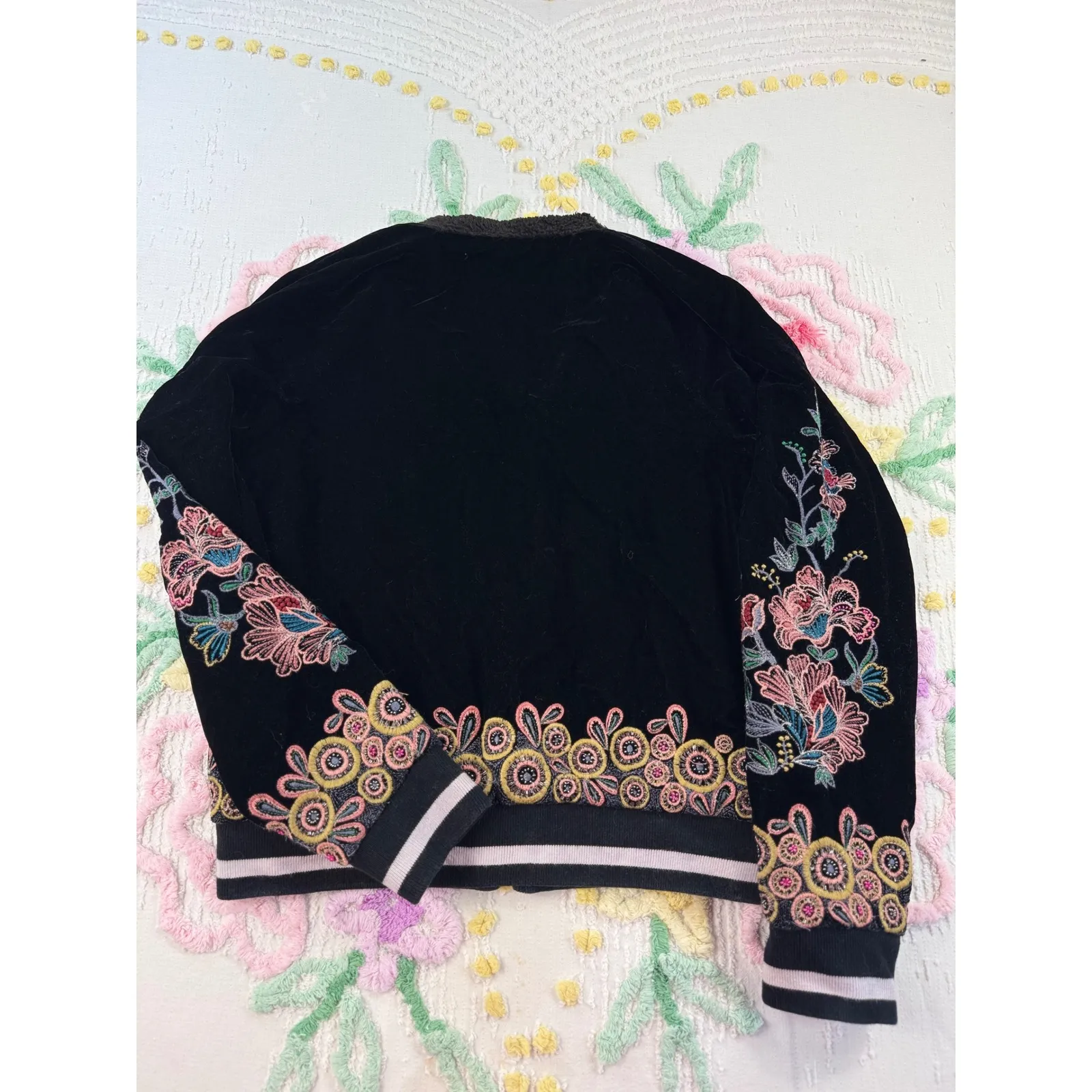 Elévenses   Bomber Jacket Embroidered Floral‎ Black Pink Yellow Green Size S - Image 7