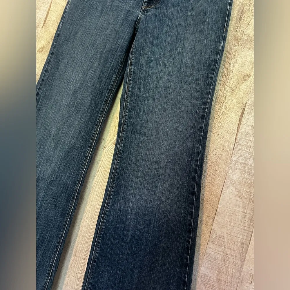 The Limited Authentic Original Women's Size 10 Wide Flare Leg Denim Jeans Casual - Image 2