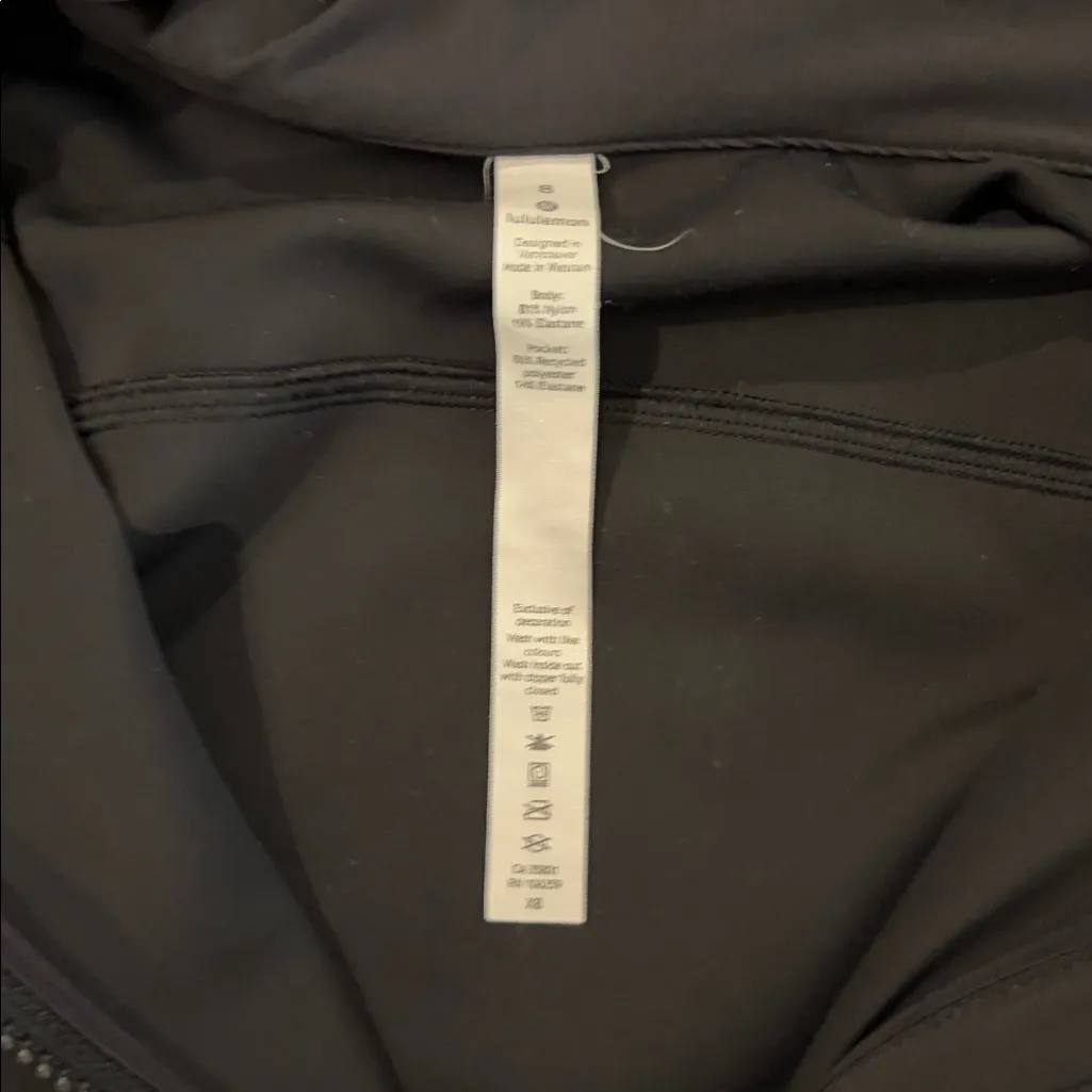 Lululemon Softstreme Tie Waist Hooded Jacket Sz 8 - Image 7