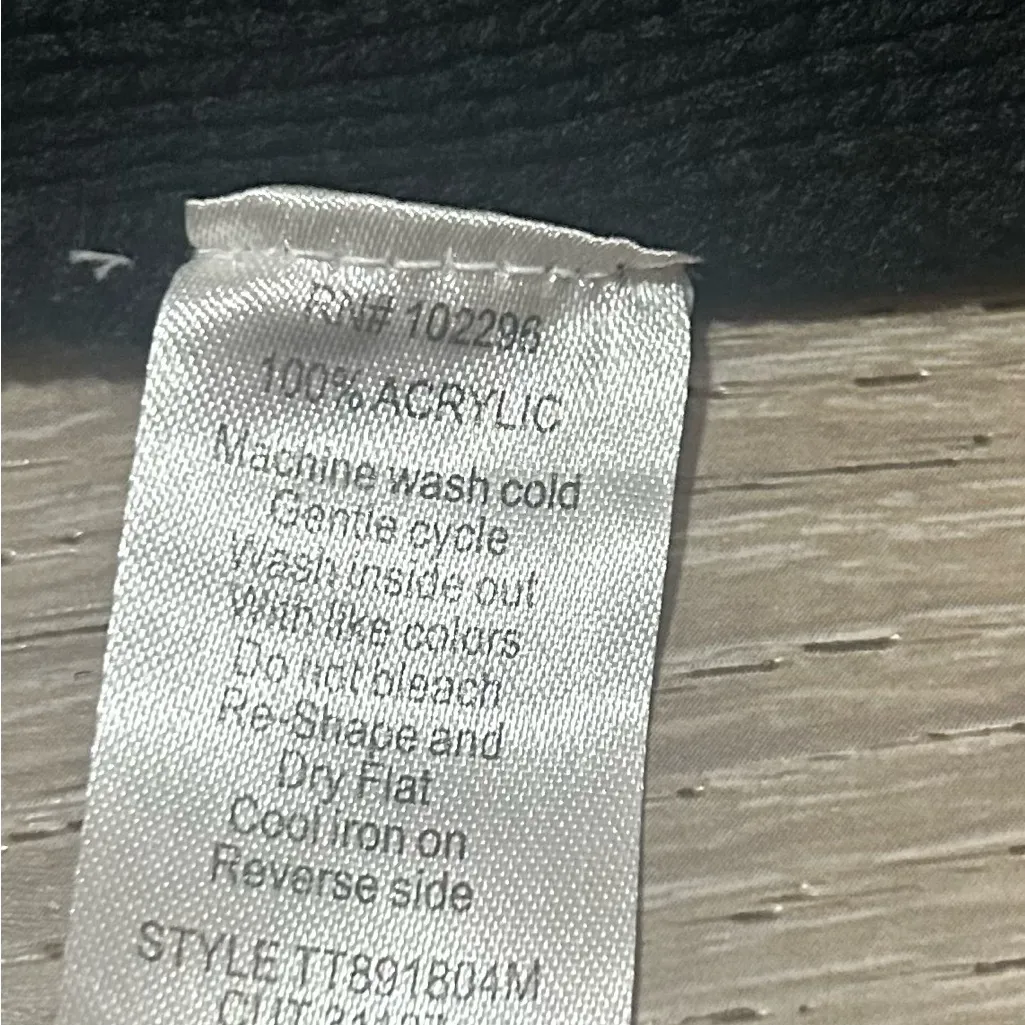 Connected Apparel Black Cable Knit Sweater - Image 8