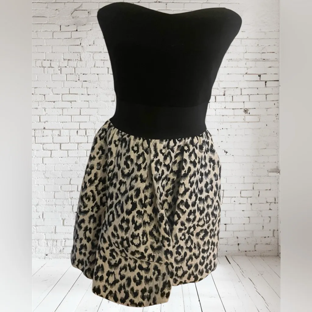 Strapless Cheetah Black Cocktail Dress Size Large Gold zipper lined Bubble Hem - Image 2