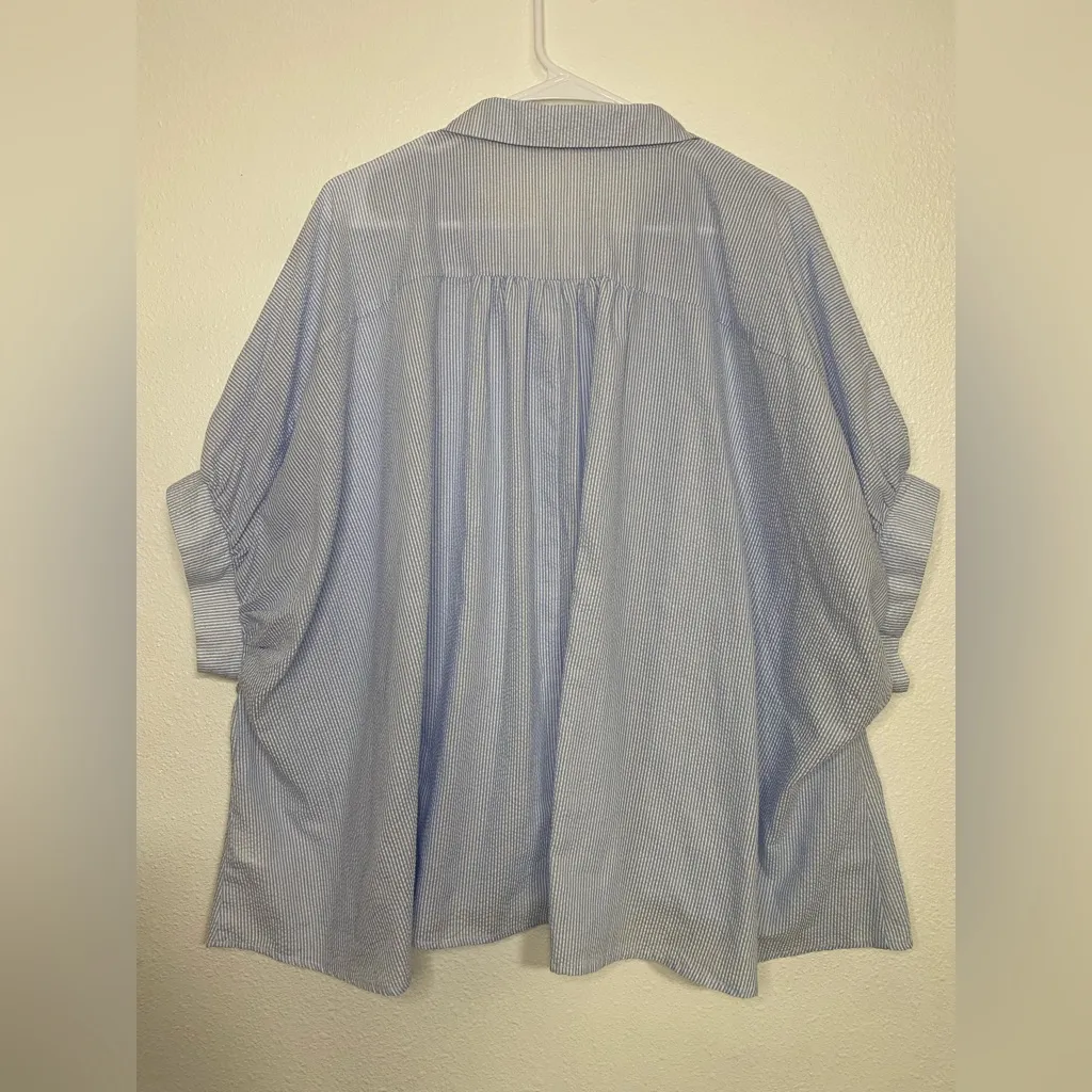 Classic Blue Striped Button Down Shirt for Women Size M - Image 8