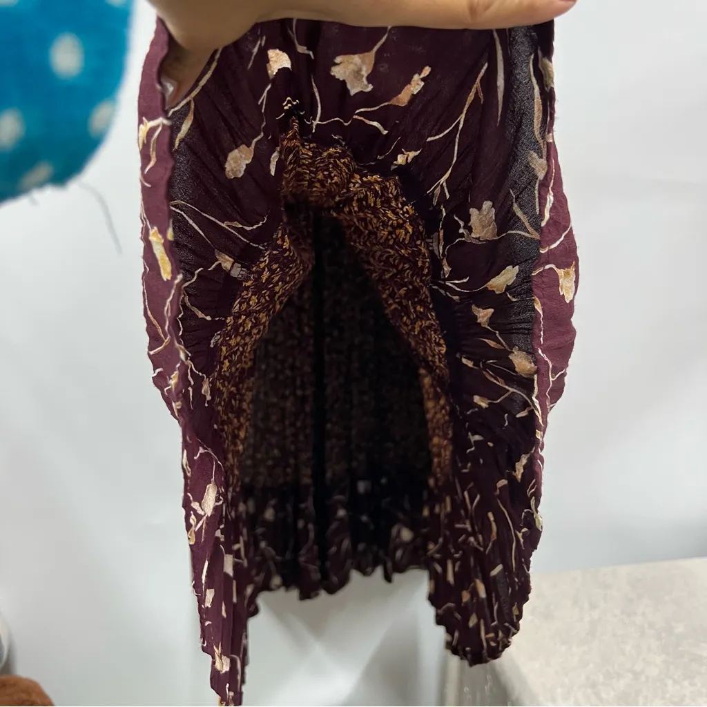 Vtg Floral Print Maxi tiered Skirt Burgundy Medium stretch boho flowy FLAWED - Image 7