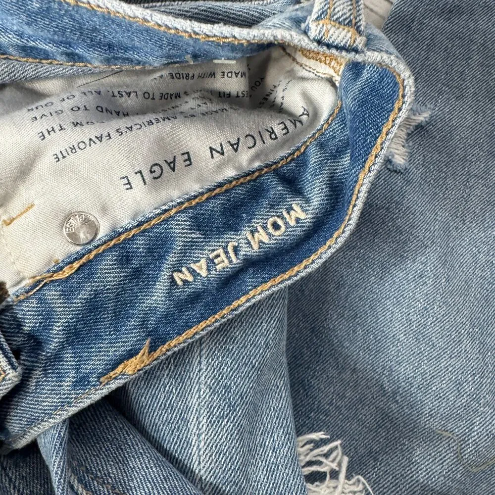 American Eagle AE Mom Jeans Ripped Jeans 4 Long - Image 3
