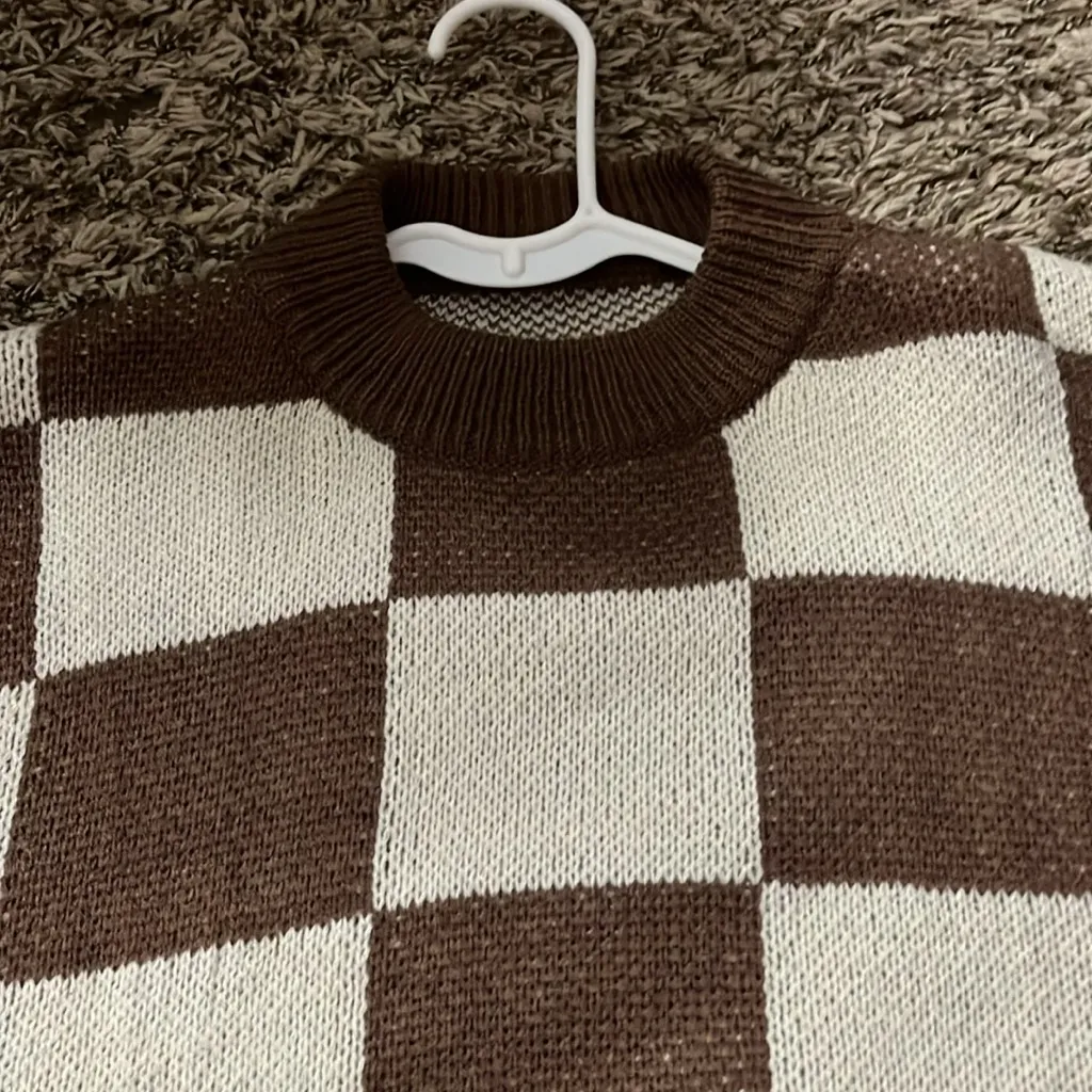 Brown and Cream Checkered women’s Sweater Size M - Image 2