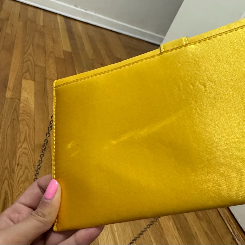 Unbranded Yellow satin envelope Elegant Bag evening clutch silver chain Brooch - Image 10