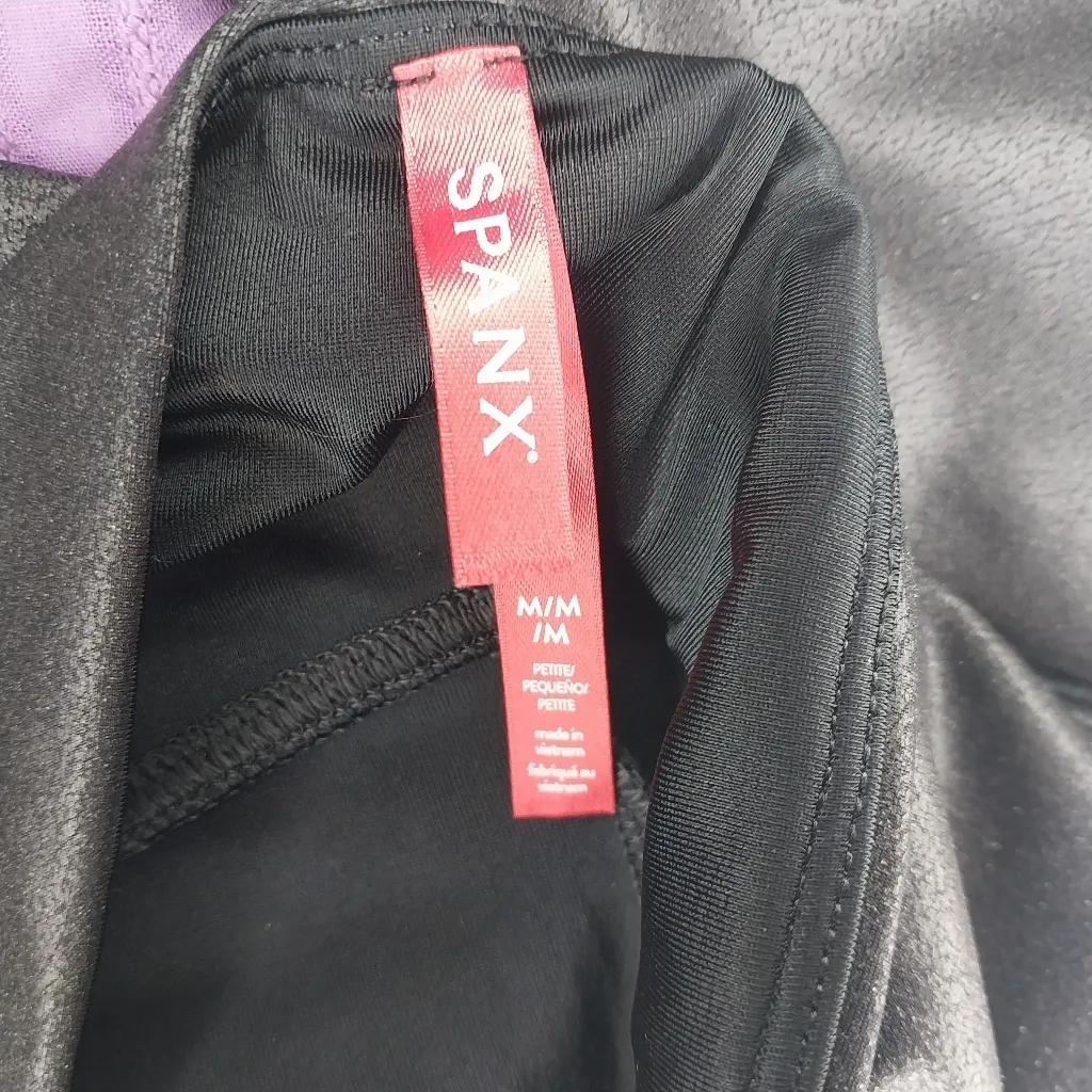 Spanx Black Shiny Faux Leather Leggings Womens M - Image 11