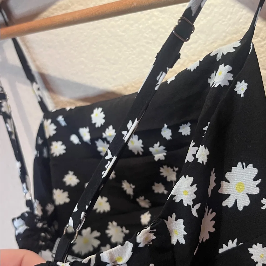 Princess Polly Adriana Mini Dress Smocked Back Daisies Floral Size 2 - Image 7