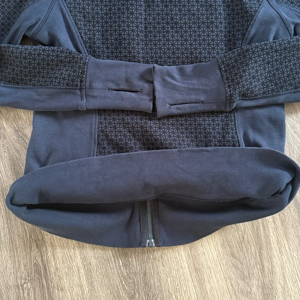 Lululemon Scuba Black Geometric Zip-Up Jacket 12 - Image 6