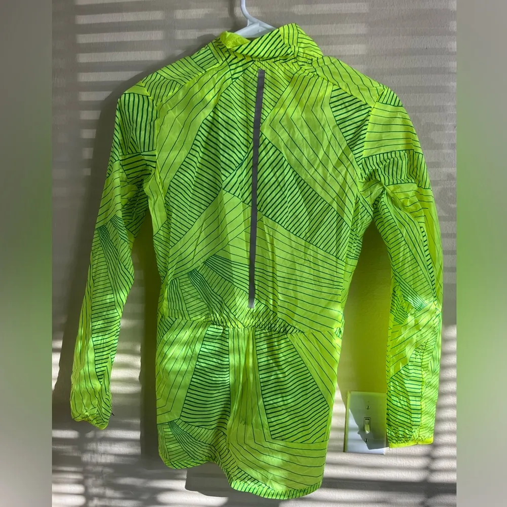 Brooks Women’s LSD Running Jacket - Image 3