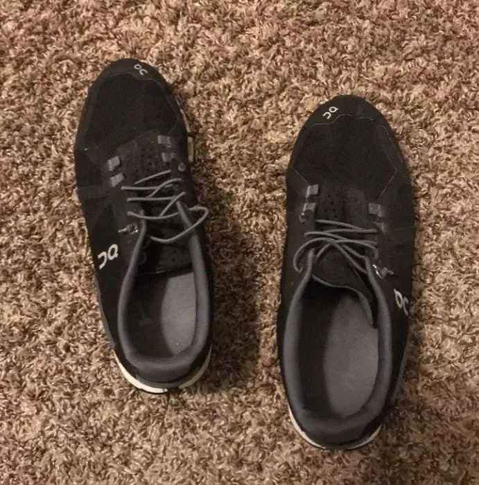 On Cloud  Running Shoes - Image 2