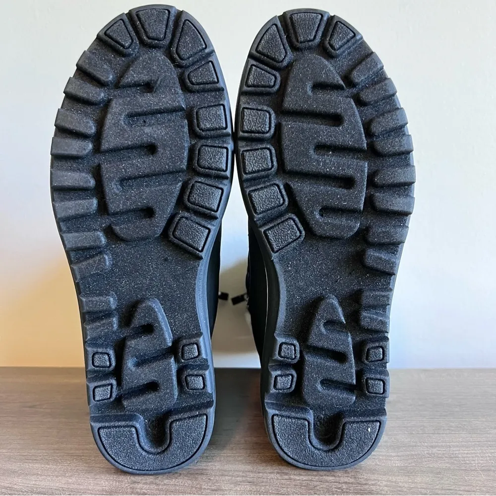 Polar Lace Up Quilted Faux Fur Lined Women's Boot With Side Zip Pocket Size 7 - Image 8