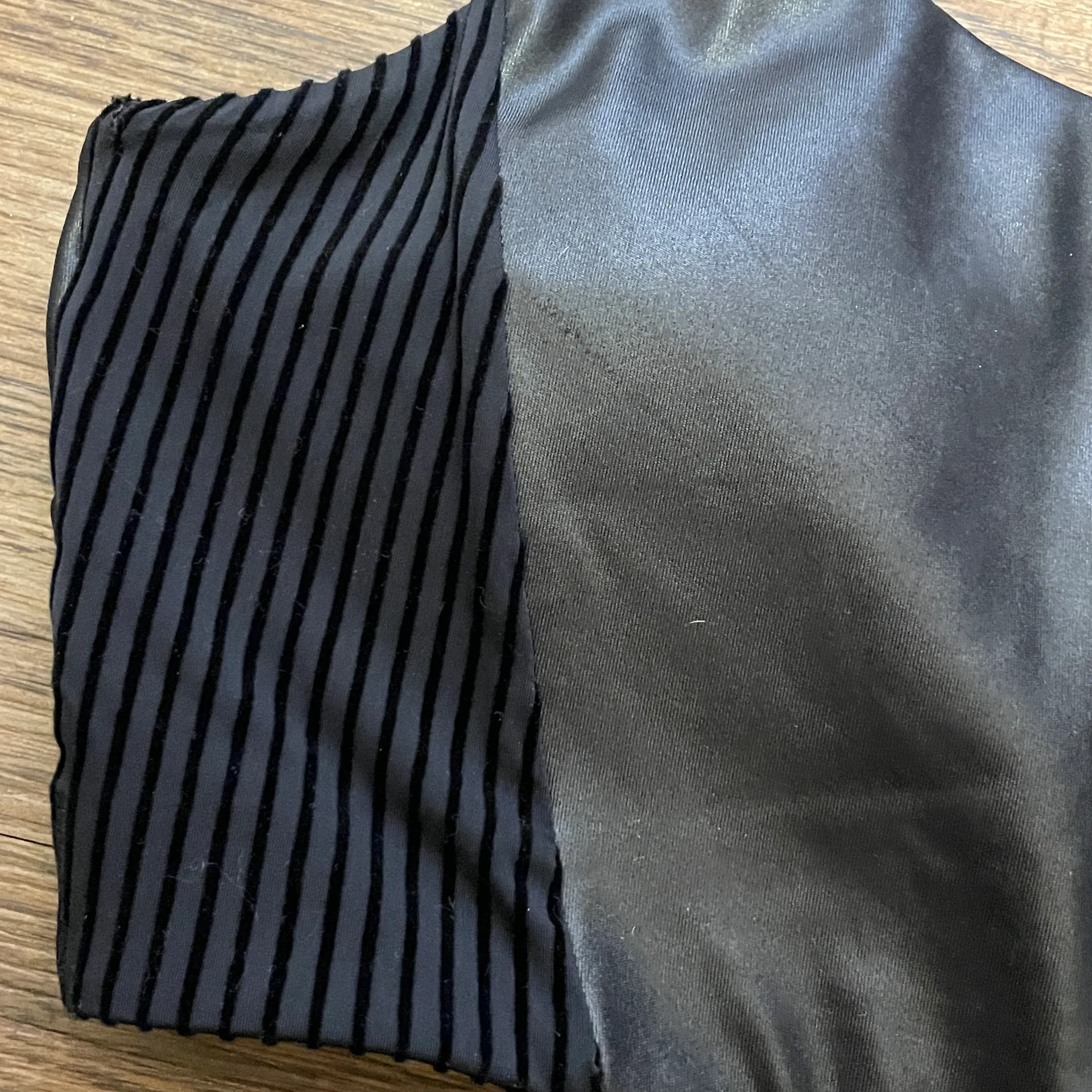 NWT  Principal Motion365+ Low Impact Bra Black Shine Size XS - Image 4