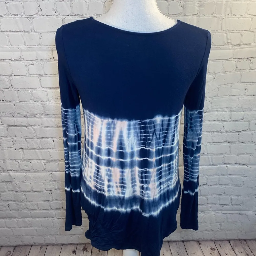 AMERICAN EAGLE OUTFITTERS Blue, Pink & White Soft & Sexy Long Sleeve-XS - Image 2