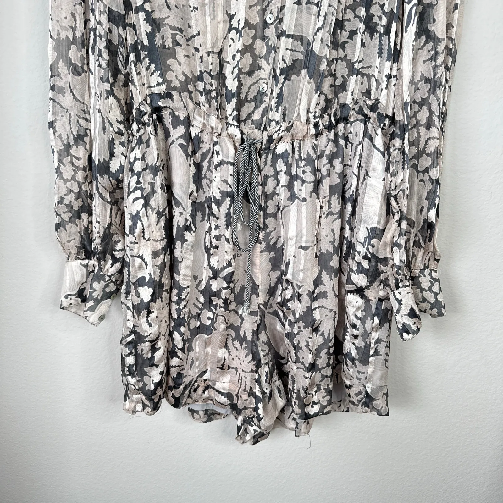 ANTHROPOLOGIE Burning Torch Aurora Romper Silk Cloud Print Small NWT New Sample - Image 8