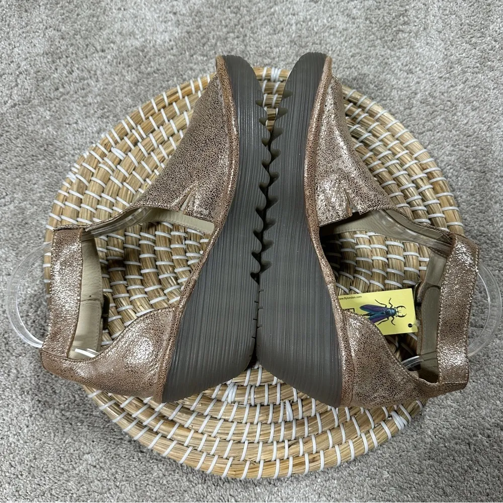 Fly London Women’s Yall T-strap Metallic Beige Leather Wedge Sandals 41/US 10.5 - Image 6