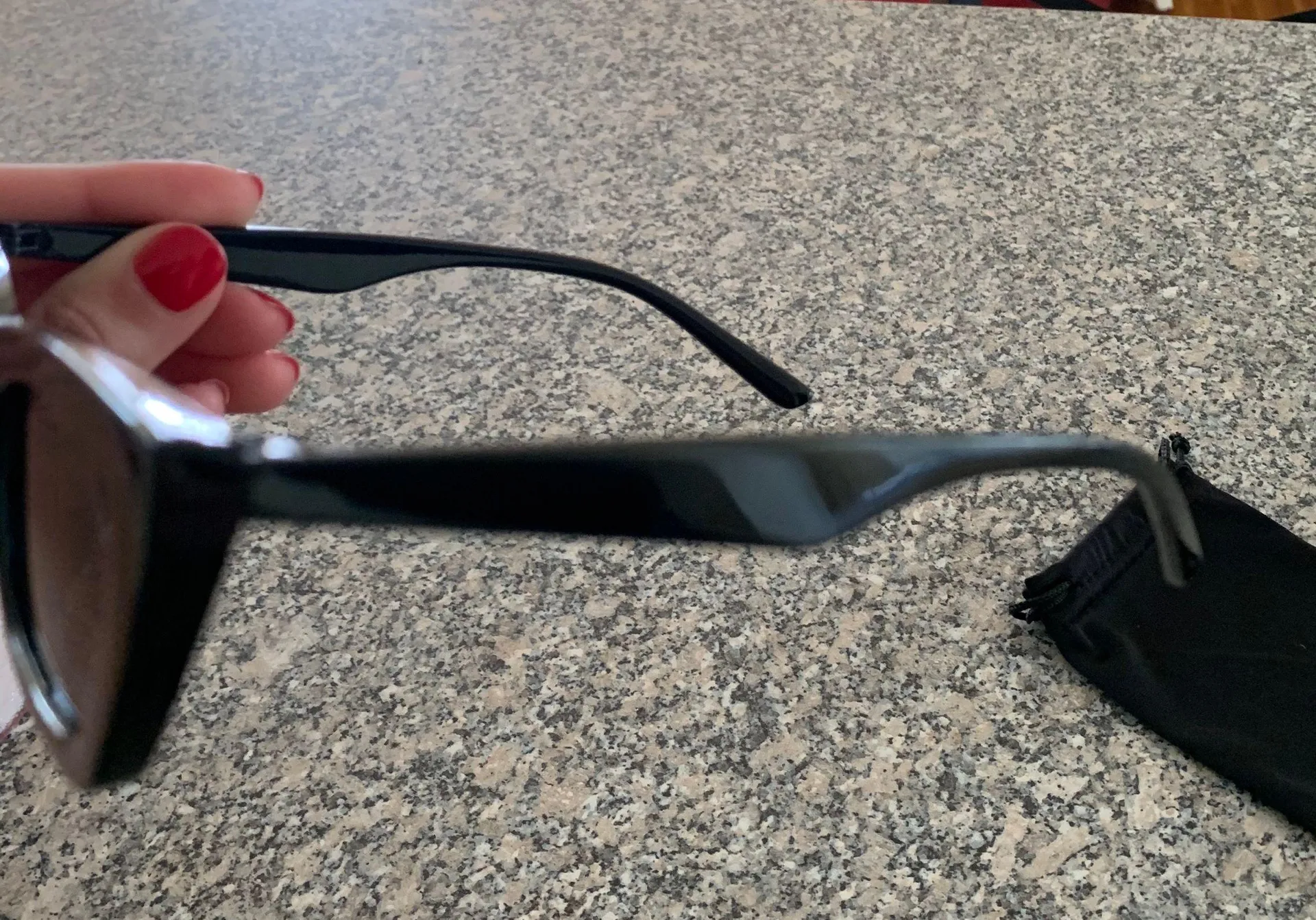 5th & Baldwin Katalina Sunglasses - Image 7