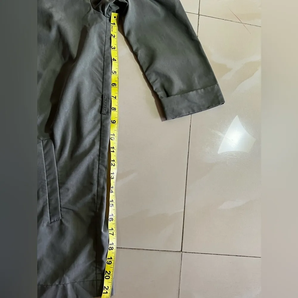 DIVIDED H&M Flamingo sequin apliqué one button open  shirt top Olive green‎  XS - Image 11