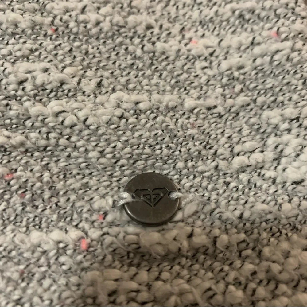 Roxy Grey Neon Pink Confetti Blue Long Sleeve Sweater; Large - Image 7